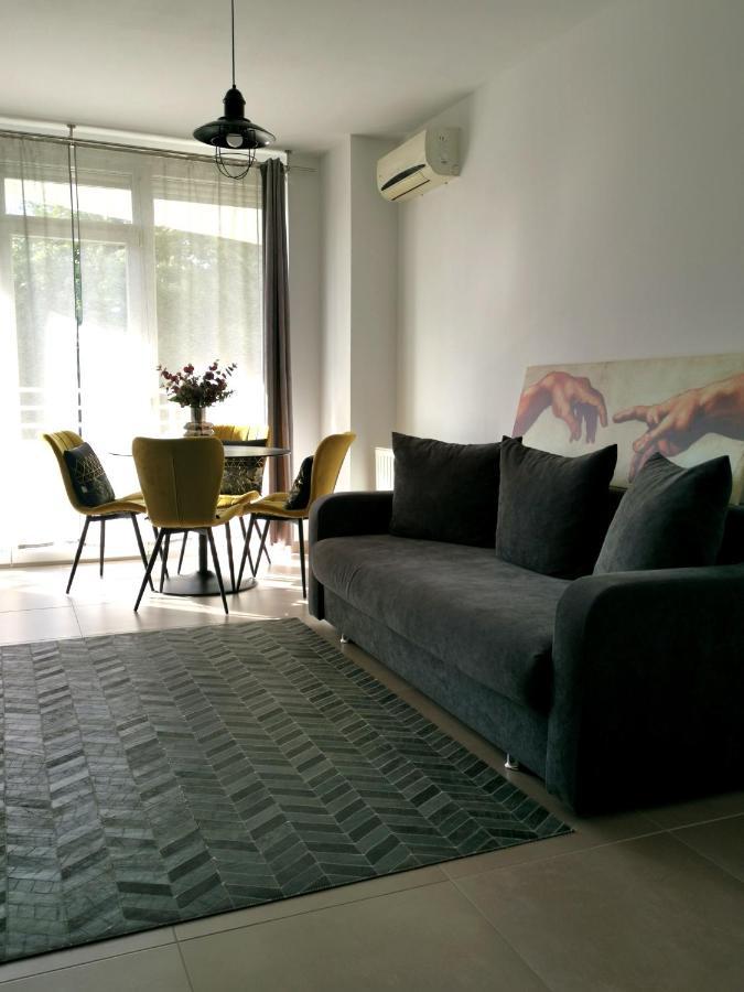 Caraway Apartment Oradea Εξωτερικό φωτογραφία