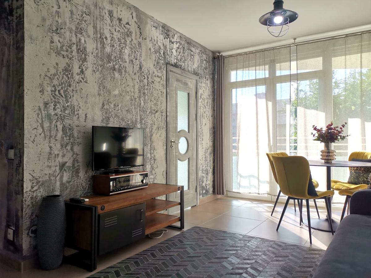 Caraway Apartment Oradea Εξωτερικό φωτογραφία